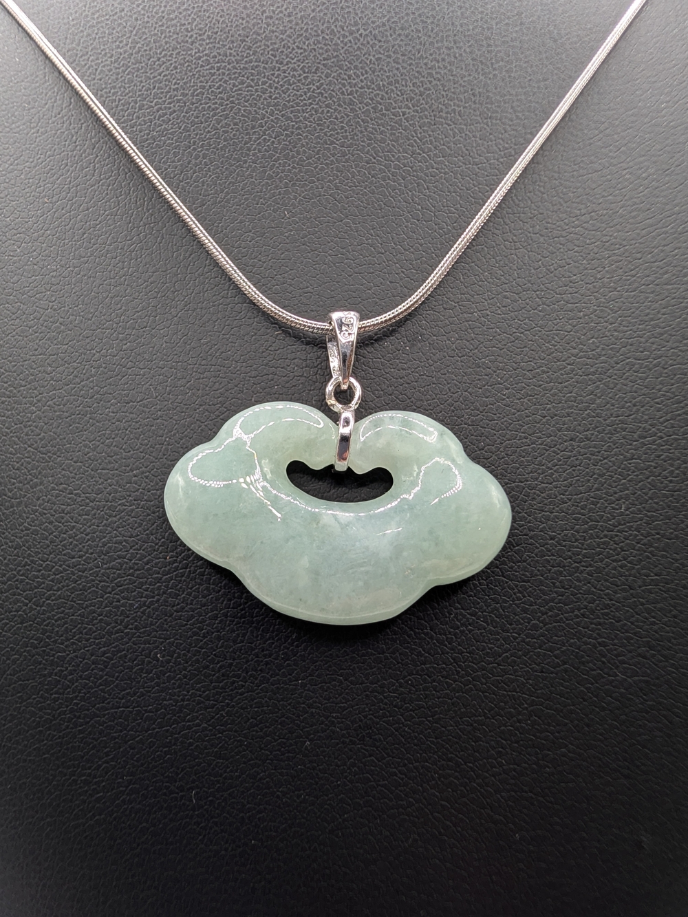 S925 Sterling Silver Natural Green Jadeite Jade Ruyi Cloud Lock Pendant Necklace